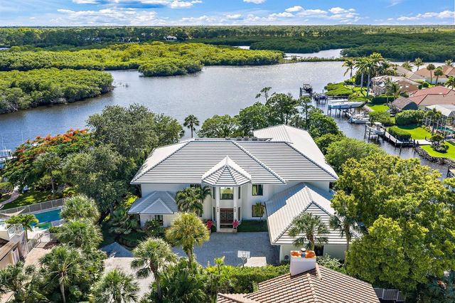 8818 SE Riverfront Terrace, Jupiter, FL 33469
