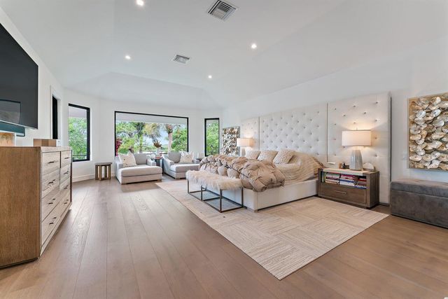 8818 SE Riverfront Terrace, Jupiter, FL 33469
