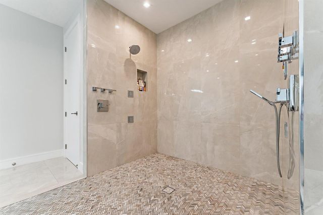8818 SE Riverfront Terrace, Jupiter, FL 33469