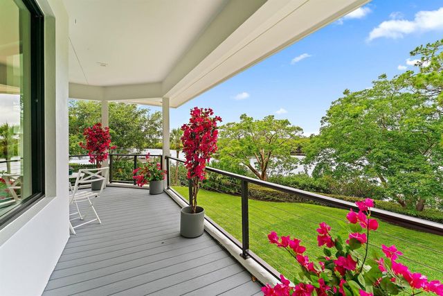 8818 SE Riverfront Terrace, Jupiter, FL 33469