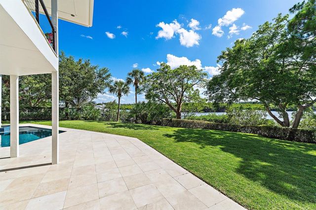 8818 SE Riverfront Terrace, Jupiter, FL 33469