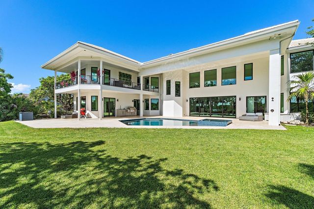 8818 SE Riverfront Terrace, Jupiter, FL 33469