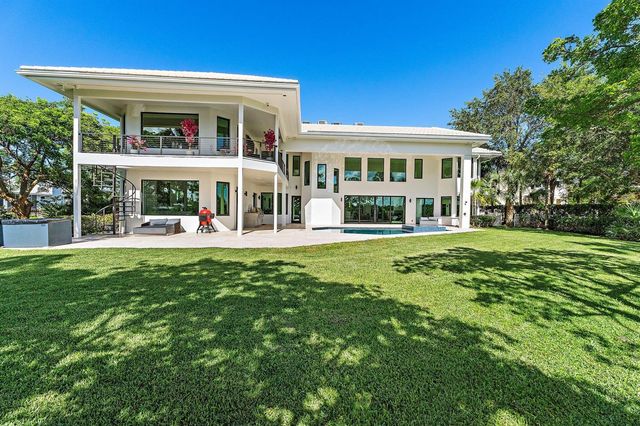 8818 SE Riverfront Terrace, Jupiter, FL 33469