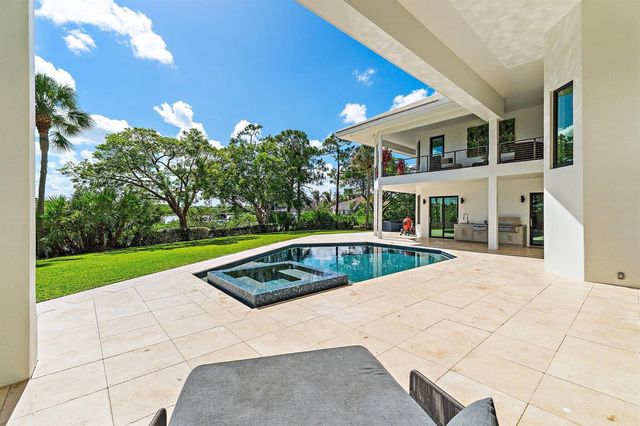 8818 SE Riverfront Terrace, Jupiter, FL 33469
