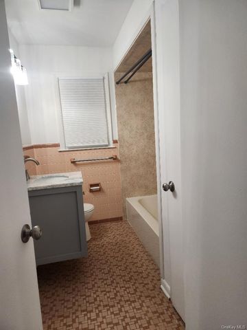 147 Congers Road, New City, NY 10956