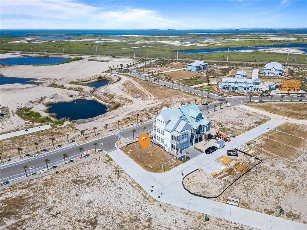 924 Sunset Ave, Port Aransas, TX 78373 — photo 2