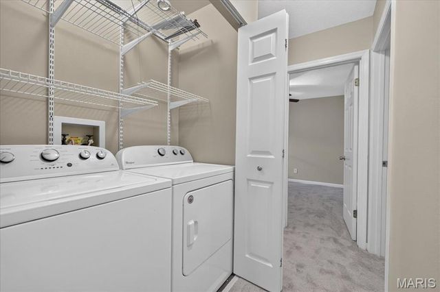 9066 W Swan Circle Drive, Brentwood, MO 63144