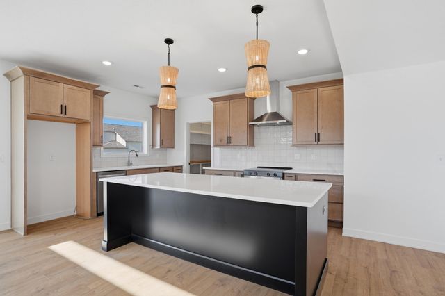 6518 WALSBY DR, Columbia, MO 65201