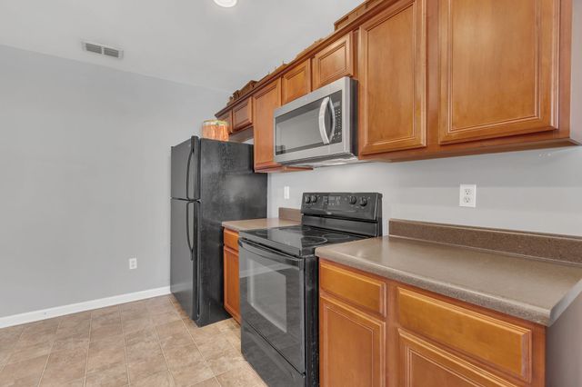 2032 Red Jacket Trce, Spring Hill, TN 37174