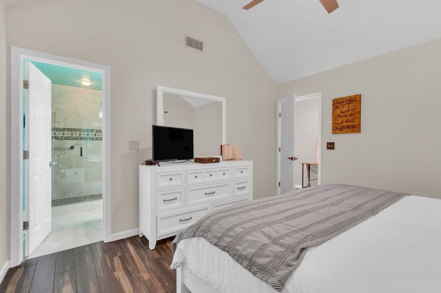 2032 Red Jacket Trce, Spring Hill, TN 37174