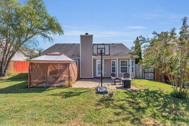 2032 Red Jacket Trce, Spring Hill, TN 37174