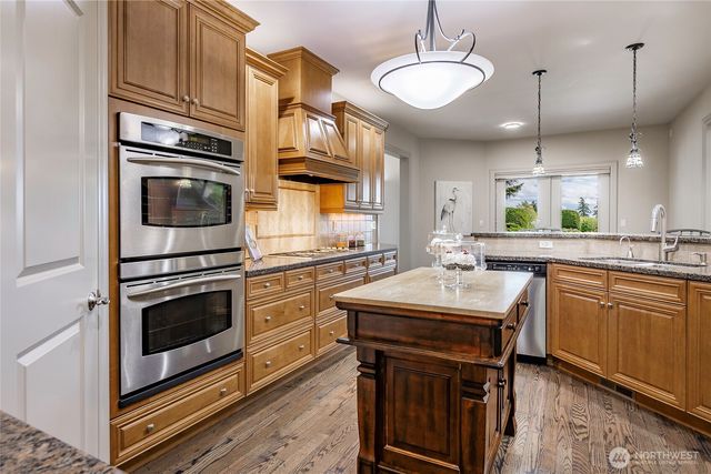 8660 Great Horned Owl Lane, Blaine, WA 98230