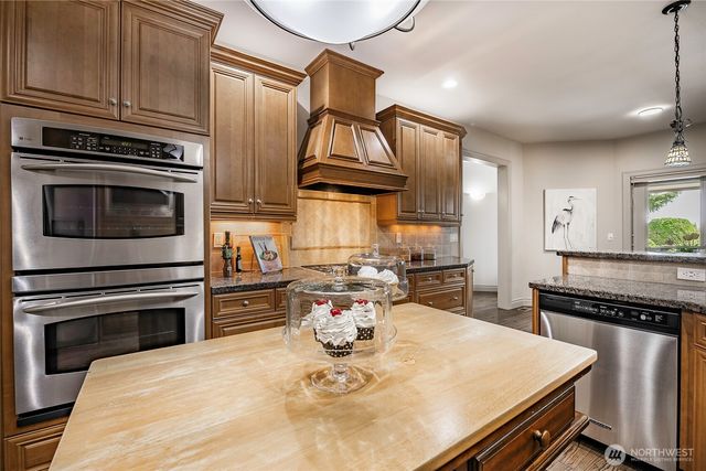 8660 Great Horned Owl Lane, Blaine, WA 98230