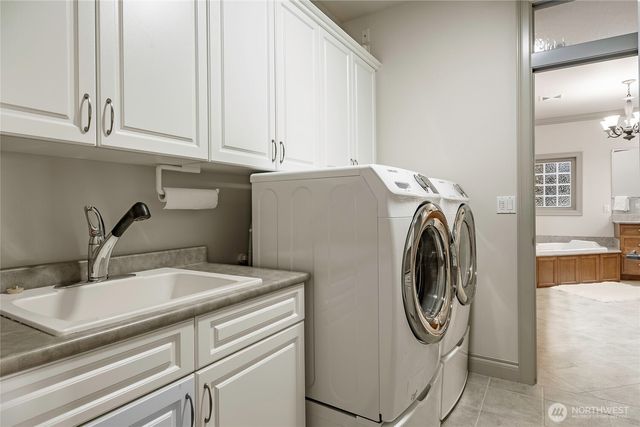 8660 Great Horned Owl Lane, Blaine, WA 98230