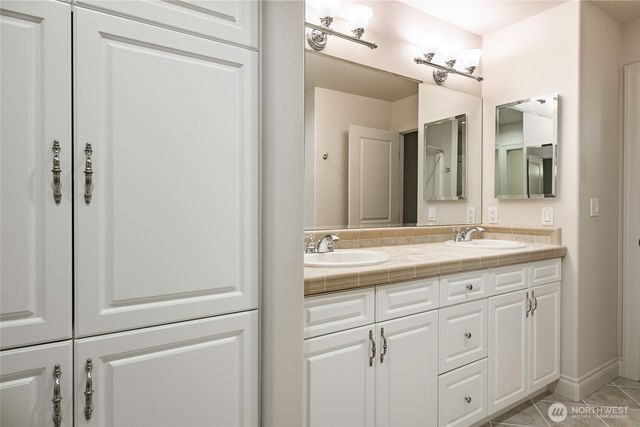 8660 Great Horned Owl Lane, Blaine, WA 98230