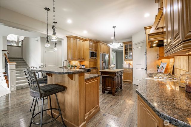 8660 Great Horned Owl Lane, Blaine, WA 98230
