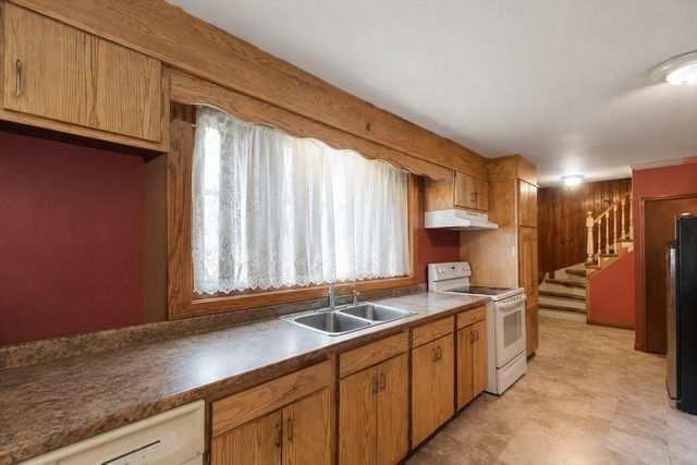 15 Perley Street, Lynn, MA 01905