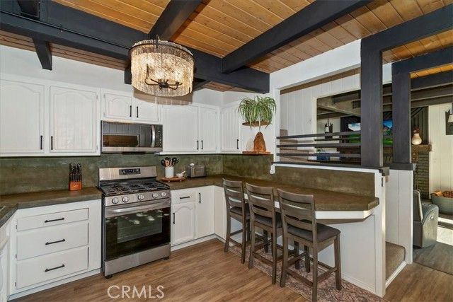 905 Jungfrau, Crestline, CA 92325