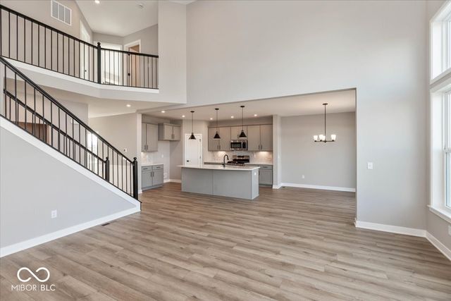 952 Apryl Drive, Greenwood, IN 46143