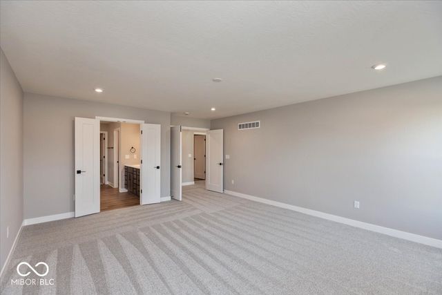 952 Apryl Drive, Greenwood, IN 46143