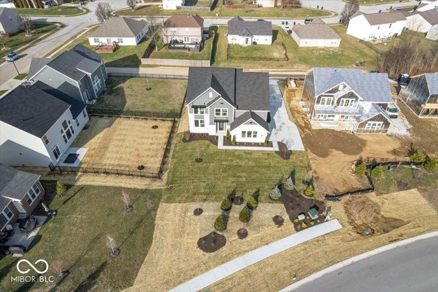 952 Apryl Drive, Greenwood, IN 46143