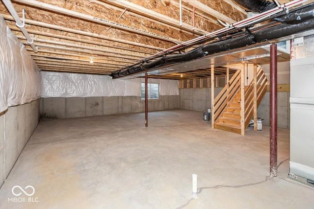 952 Apryl Drive, Greenwood, IN 46143