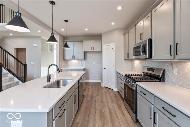 952 Apryl Drive, Greenwood, IN 46143