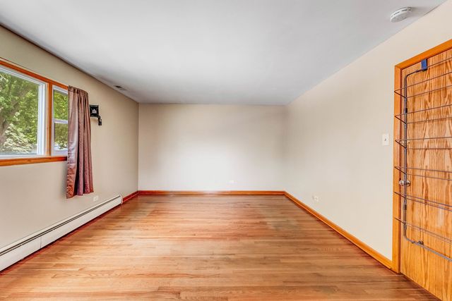 135 N Floyd Lane, Chicago Heights, IL 60411