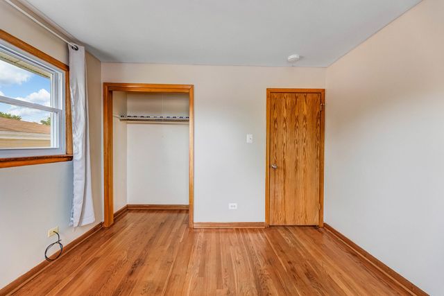 135 N Floyd Lane, Chicago Heights, IL 60411