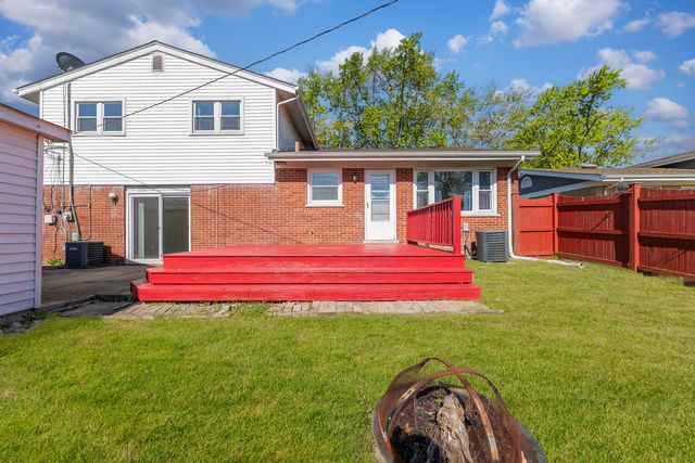 135 N Floyd Lane, Chicago Heights, IL 60411