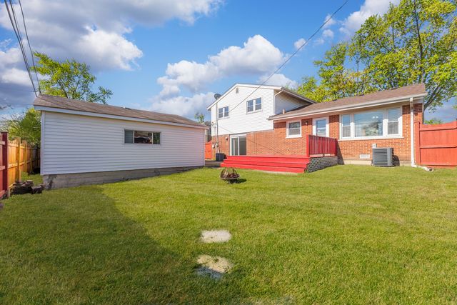 135 N Floyd Lane, Chicago Heights, IL 60411