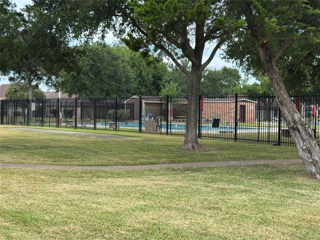 12147 Sharpview Drive, Houston, TX 77072