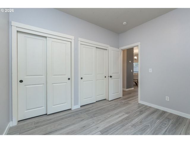 7704 Sw CRESMOOR Dr, Beaverton, OR 97008