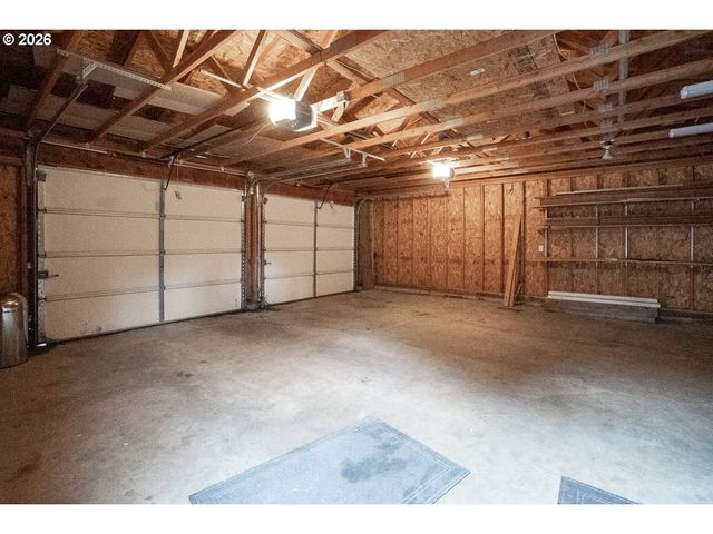 7704 Sw CRESMOOR Dr, Beaverton, OR 97008