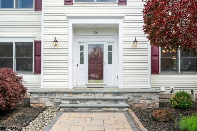 26 Rainbow Dr, Long Hill Twp., NJ 07946