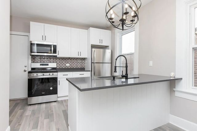 2015 N Bingham Street, Chicago, IL 60647