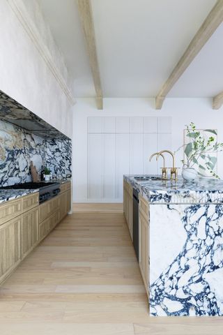 10243 Gooding Drive, Dallas, TX 75229