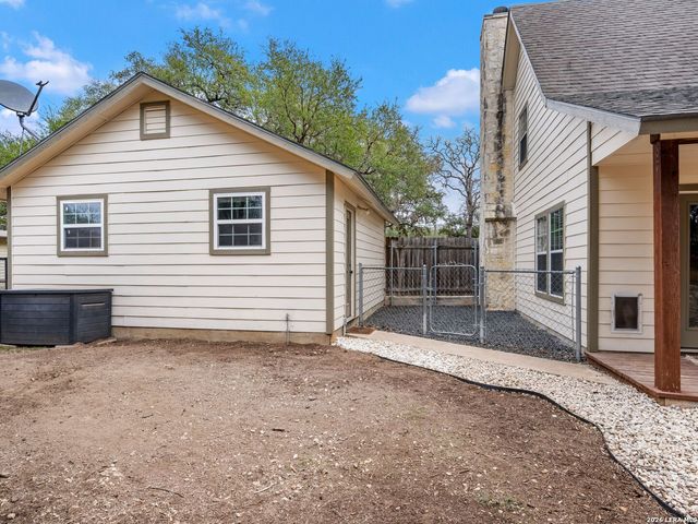 786 Deep Water Drive, Spring Branch, TX 78070