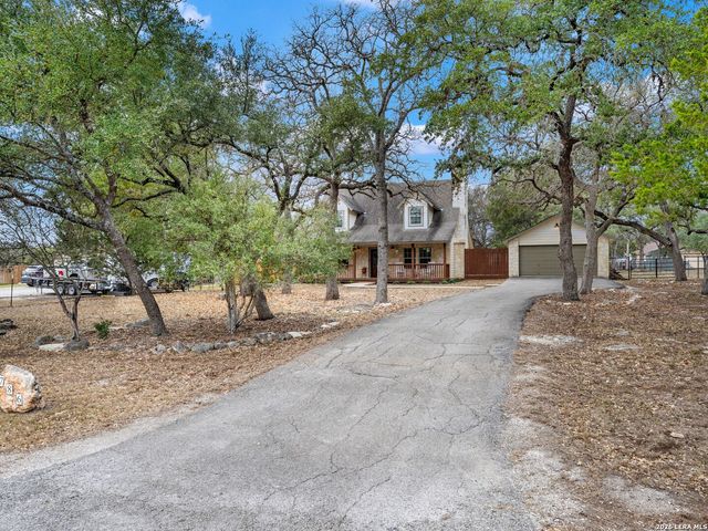 786 Deep Water Drive, Spring Branch, TX 78070