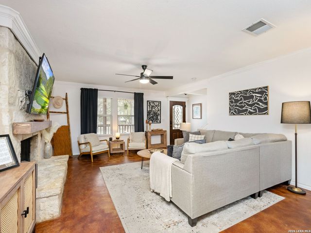 786 Deep Water Drive, Spring Branch, TX 78070