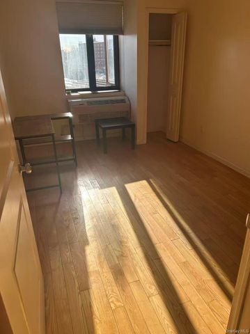 60-70 Woodhaven Boulevard 6A, Elmhurst, NY 11373
