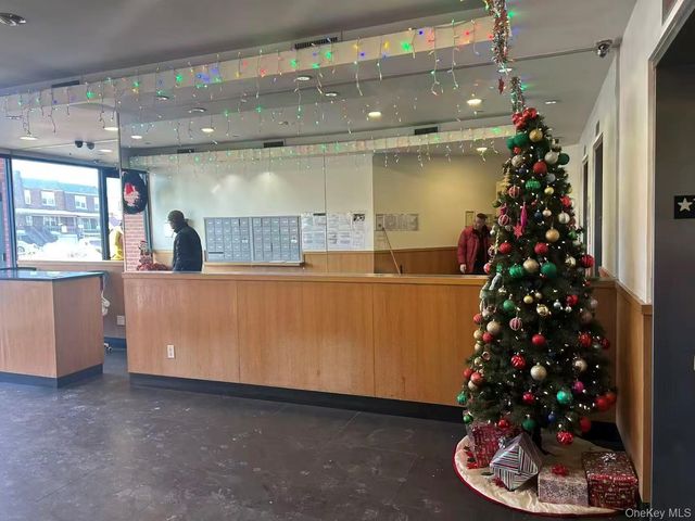 60-70 Woodhaven Boulevard 6A, Elmhurst, NY 11373