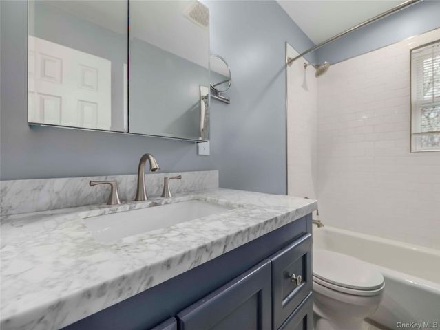 132 Shetland Drive, New City, NY 10956