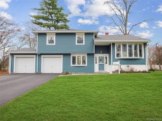 132 Shetland Drive, New City, NY 10956
