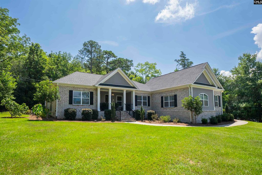 1617 Deep Cove Lane, Gilbert, SC 29054