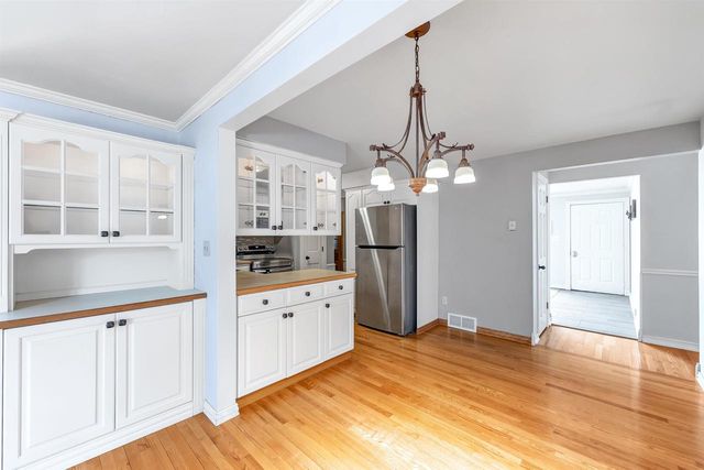 1604 WALLS STREET, Green Bay, WI 54304