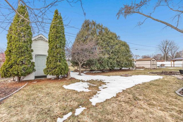 1604 WALLS STREET, Green Bay, WI 54304