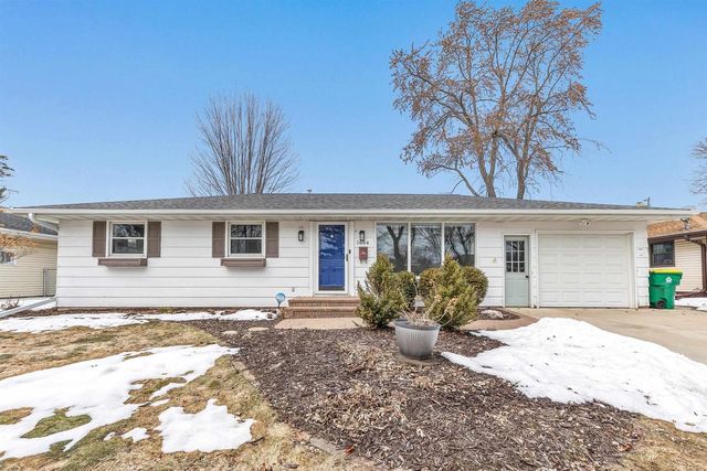 1604 WALLS STREET, Green Bay, WI 54304