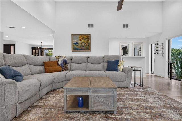 2862 SHADY OAK COURT, Clearwater, FL 33761