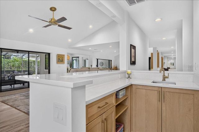 2862 SHADY OAK COURT, Clearwater, FL 33761